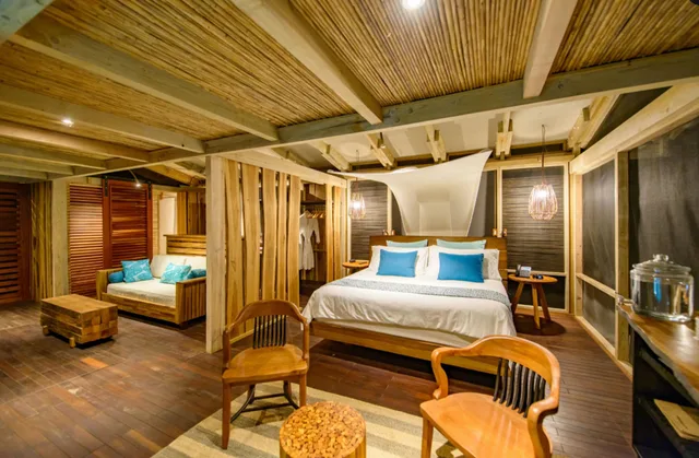 فيلا عائلية بسريرين كينج بإطلالة على البحر بغرفتي نوم مع أريكة، Hacienda Ecolodge Morgan S Rock 6/10