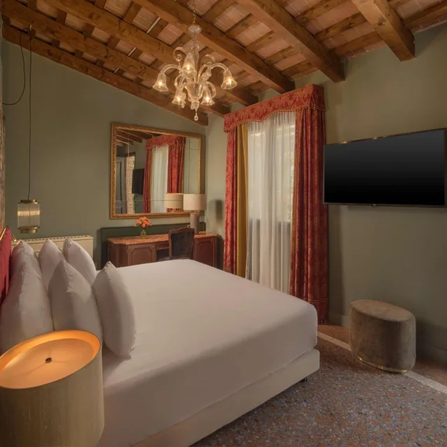 غرفة بريميوم بسرير مزدوج أو سريرين منفصلين بإطلالة على القناة، NH Collection Venezia Grand Hotel Palazzo dei Dogi 6/10