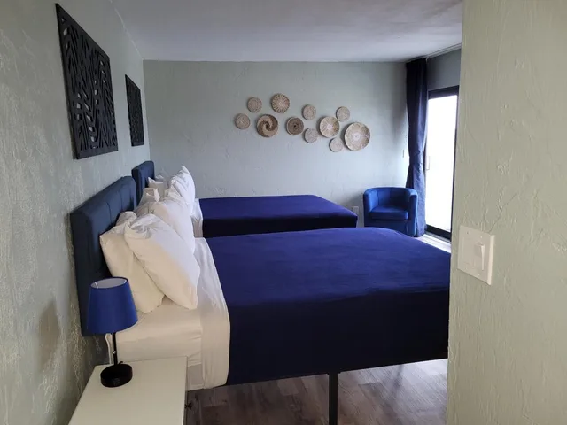 جناح عائلي بإطلالة على المدينة، Beachside Hotel 4/4