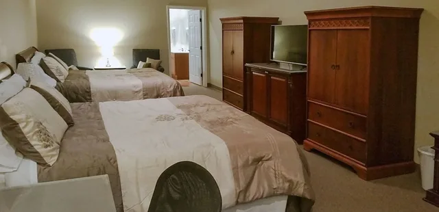 غرفة ديلوكس بسريرين كينج بإطلالة على الجبل، Rolling Hills Lodge 2/4