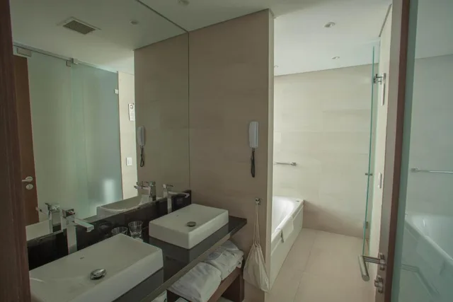 جناح فاخر بانورامي بسرير مزدوج بإطلالة، PUERTO NORTE DESIGN HOTEL 3/3