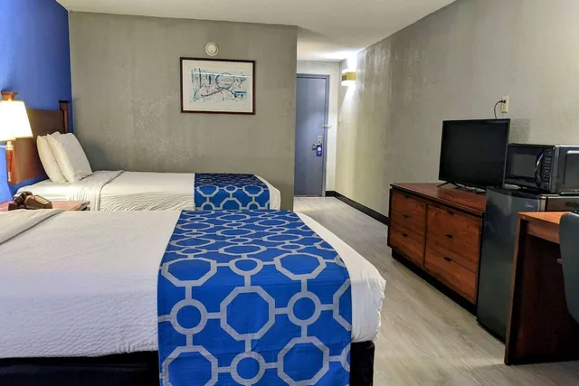غرفة بسريرين كوين، Baymont by Wyndham Hannibal 6/10