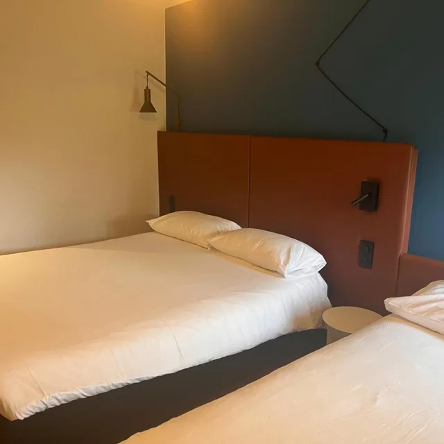 Room, Triple, 1 Double and 1 Single Bed, Ibis Cambrai 2/4