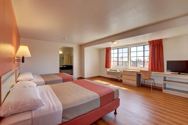 غرفة رباعية، Motel6 Bellflower, CA - Los Angeles 2/10