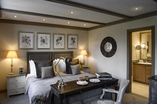 Classic, Double Bed, Gstaad Palace 3/5
