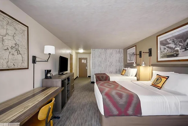 Room, 2 Queen Beds, Accessible, Yellowstone Park Hotel 1/6
