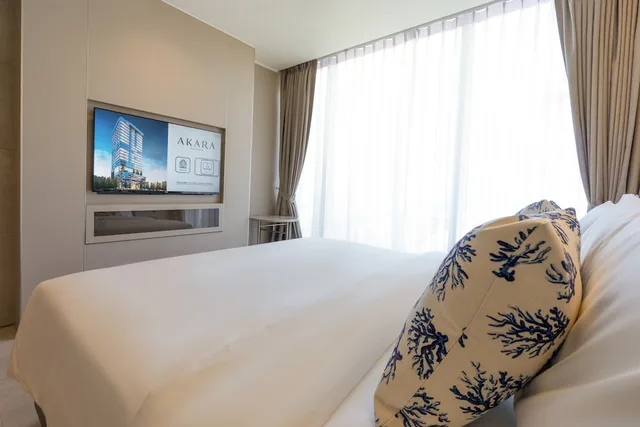 Aurora, Deluxe, King Bed, Akara Hotel Pattaya 5/7