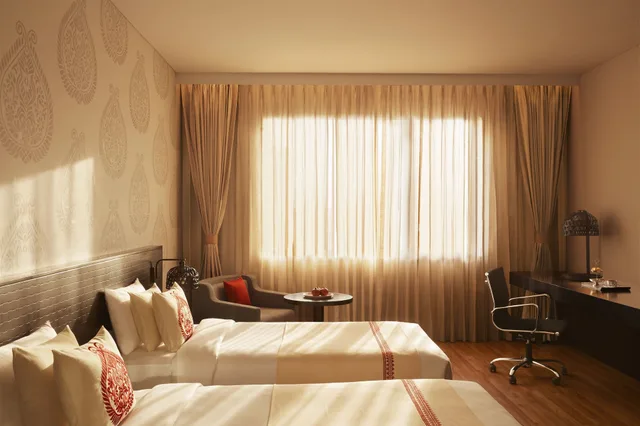 Indulgence, Premium, King Bed, City View، Vivanta Guwahati 1/2