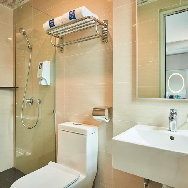 Standard, Twin Beds, No Window، ibis budget Singapore Selegie 7/10