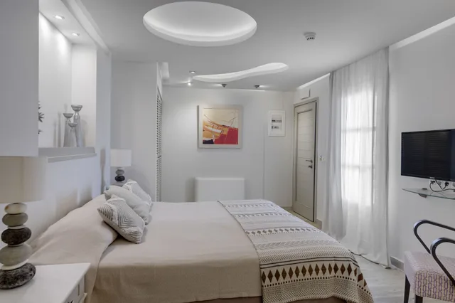غرفة بسرير مزدوج أو سريرين منفصلين، Kouros Art Hotel - Adults Only 4/5