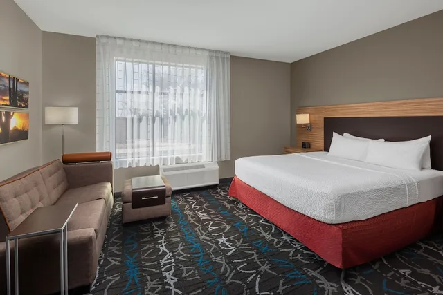 استوديو بسرير كينج مع أريكة لذوي الإعاقة، Towneplace Suites Big Spring 1/3