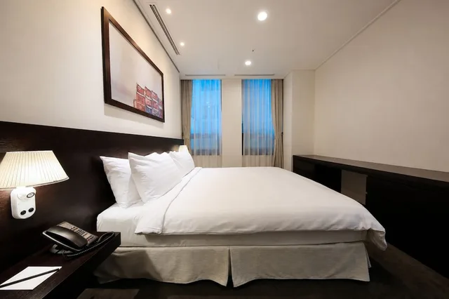 شقة بسرير كينج بغرفة نوم واحدة بمطبخ، Orakai Insadong Suites 2/6