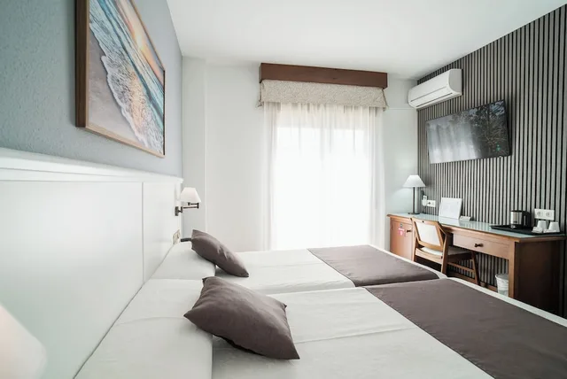غرفة بسرير كوين، Hotel Avenida Tropical By Bossh 8/10