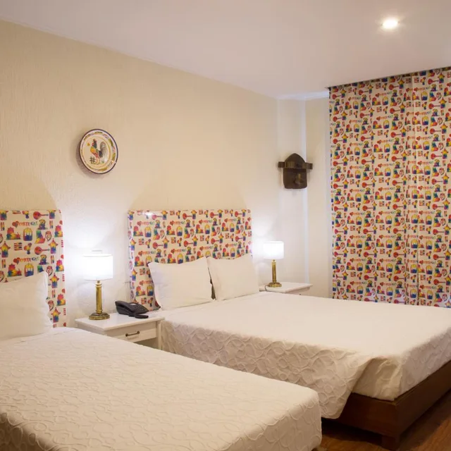 غرفة ثلاثية، Hotel AS Lisboa 1/10