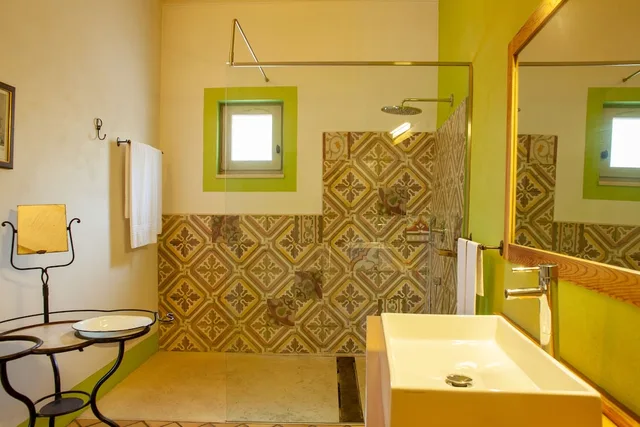 جناح جونيور ديلوكس بسرير كوين، Naturalis Bio Resort Spa 1/1
