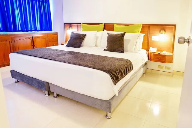 غرفة ديلوكس بسرير كينج، Thama Hotel 1/2