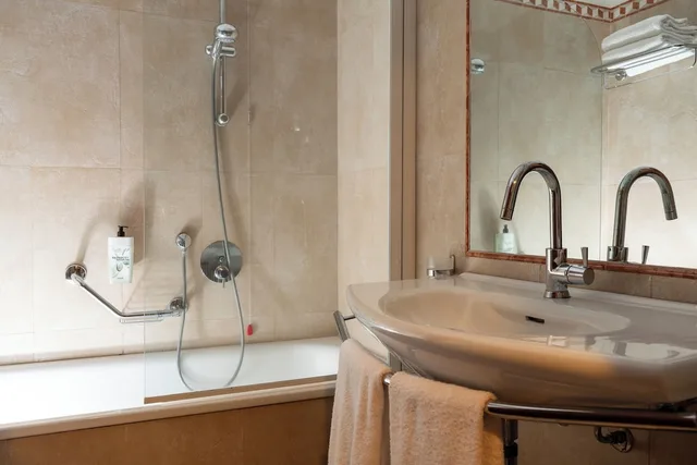 غرفة سوبيريور بسريرين منفصلين، Hotel Athena Siena 6/7