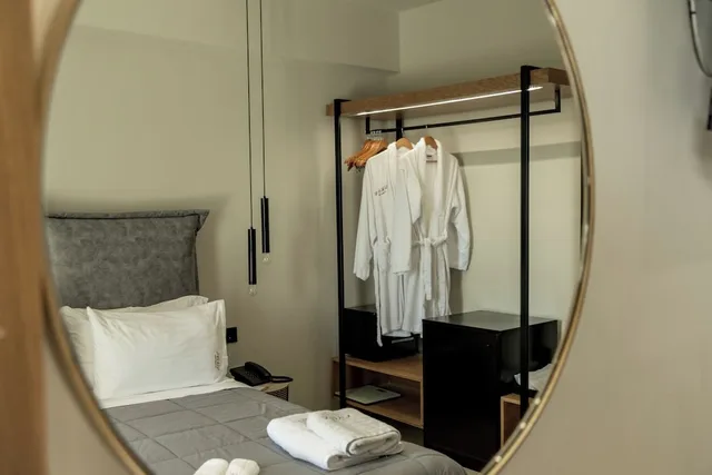 غرفة سوبيريور بسرير كوين بجاكوزي، Nikon Boutique Hotel 9/9