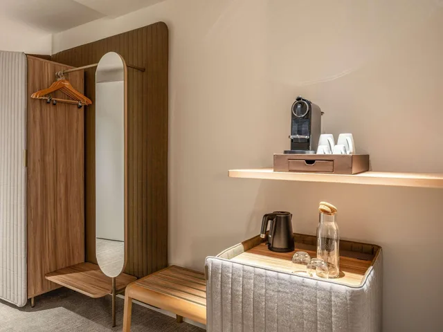 غرفة ديلوكس بسرير مزدوج وسرير بطابقين، Novotel Brugge Centrum 11/11