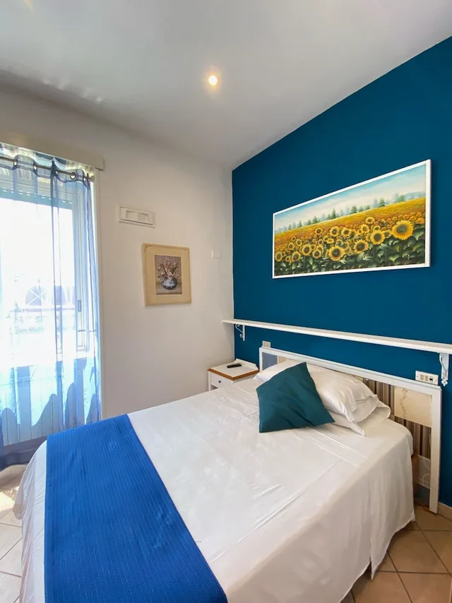 Economy, French Bed, Hotel Europeo 1/6