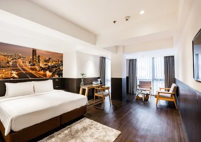 Suite G، Galleria 12 Sukhumvit Bangkok by Compass Hospitality 1/13