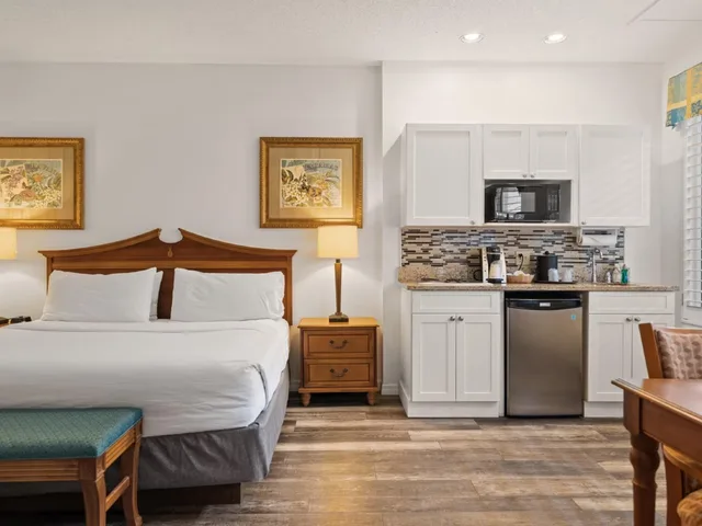 غرفة بريميوم بسرير كينج، Holiday Inn & Suites Clearwater Beach S-harbourside 2/5