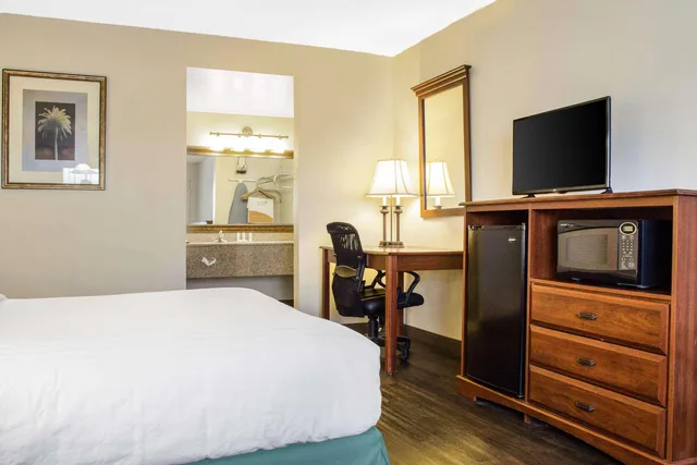غرفة بسرير كينج، Quality Inn Benson I-10 Exit 304 1/2