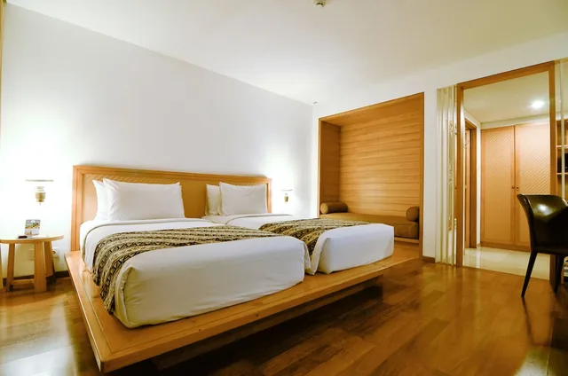 غرفة تنفيذية بسريرين منفصلين، GUMILANG REGENCY HOTEL EX-GUMILANG SARI HOTEL(KT) 3/5