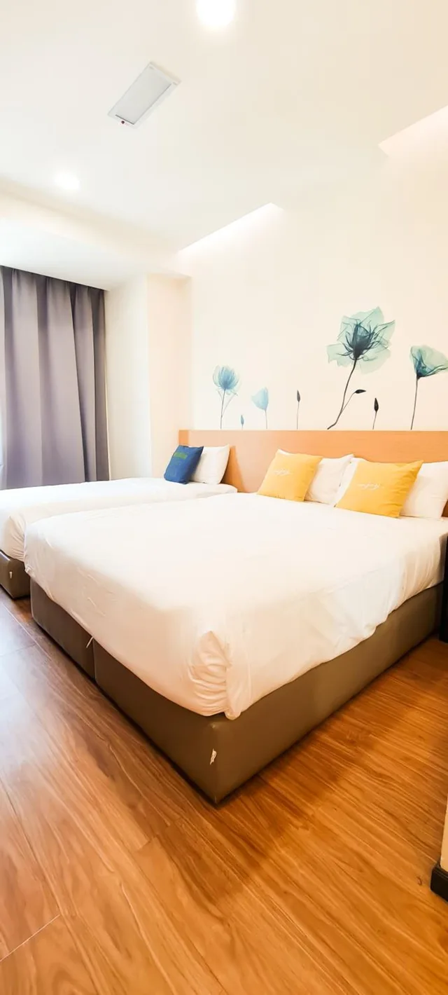 غرفة عائلية بسرير كوين وسرير فردي، Qlio Hotel 2/2