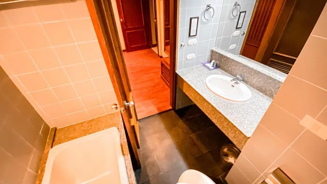 جناح جونيور، K Park Grand Hotel 6/7
