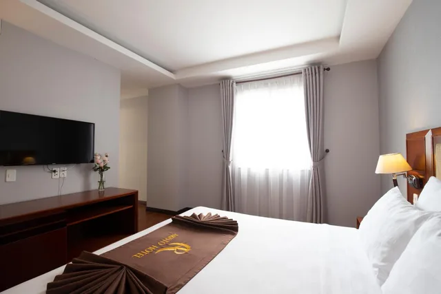 جناح، Aristo Saigon Hotel 3/4