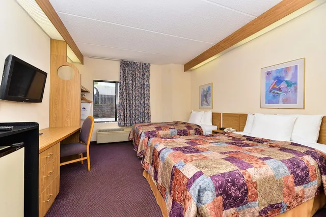 غرفة بسريرين مزدوجين للمدخنين، Americas Best Value Inn & Suites Morrow Atlanta 1/2