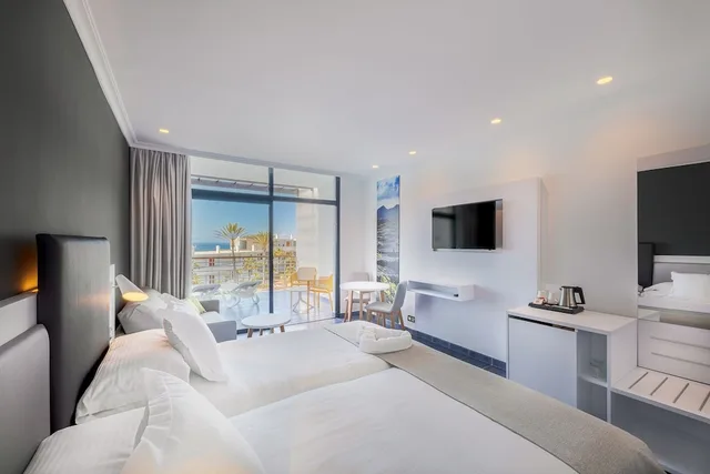Room, Double or Twin Bed, Sea View, Hotel LIVVO Mirador Papagayo 1/4