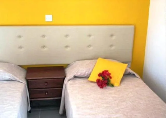 غرفة بسرير مزدوج أو سريرين منفصلين، LASA HEIGHTS 4/5