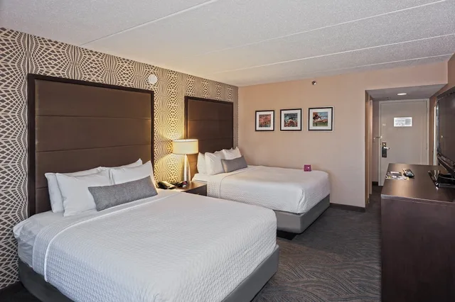 غرفة قياسية بسريرين كوين، Crowne Plaza Suites Msp Airport Mall Of America 1/1