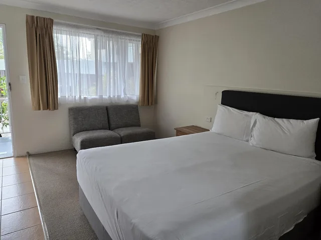 Standard, Queen Bed, Kitchenette, Best Western Parkside Motor Inn 3/10
