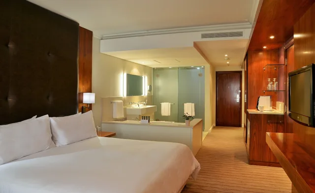 Mountain, King Bed, Sea View، Blaauwberg Beach Hotel 5/10