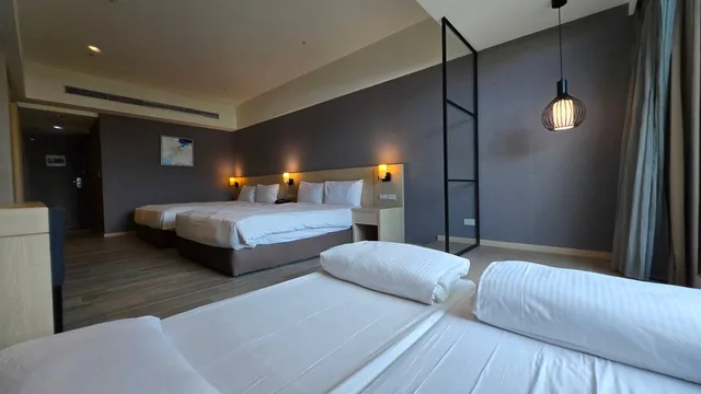 Garden, Premier, Double Bed, Terrace، Grand Bay Resort 1/2