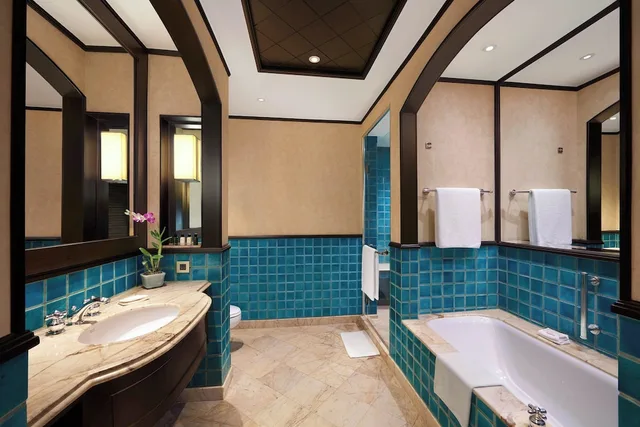 غرفة فاخرة بسرير كينج بإطلالة، Sheraton Grande Sukhumvit 4/5
