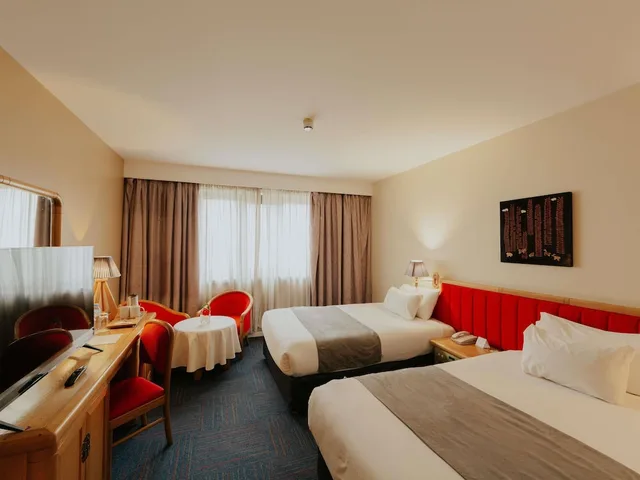 غرفة سوبيريور بسريرين منفصلين، Mercure Alger Aeroport 1/8