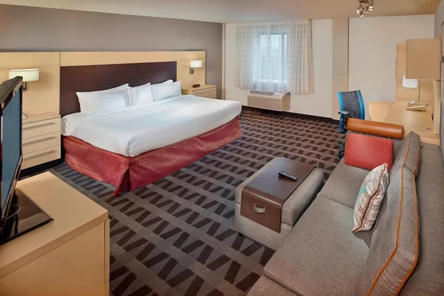 استوديو بسرير كينج مع أريكة، Towneplace Suites By Marriott Albany Downtown Medical Center 2/5