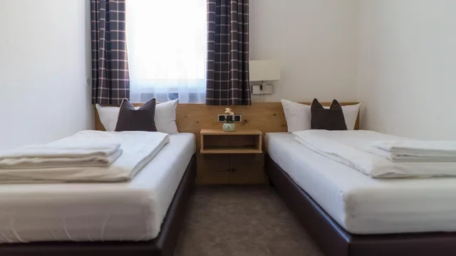 شقة، Hotel Quellenhof 1/2