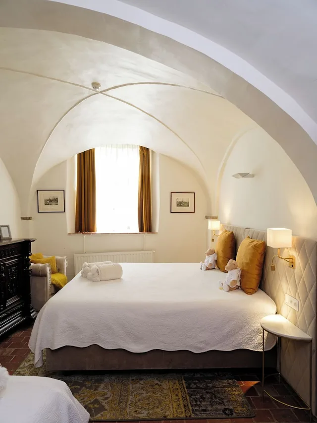غرفة ديلوكس ثلاثية بسرير مزدوج وسرير فردي بإطلالة على القناة، Hotel Ter Brughe 2/8