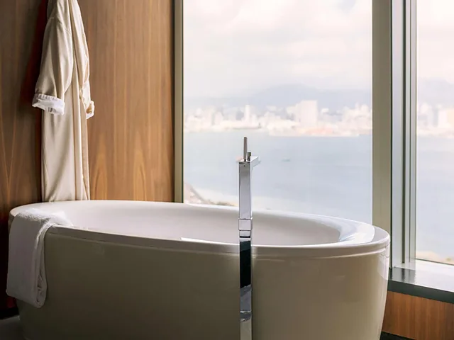 Suite, Harbour View, East Hong Kong Hotel 2/2
