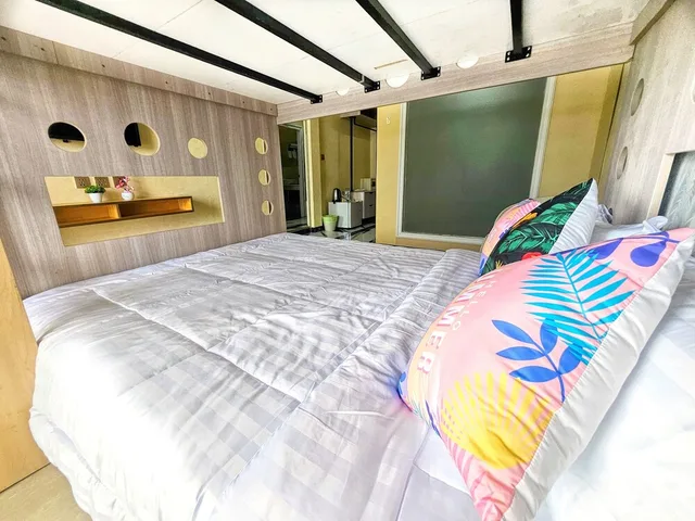 غرفة عائلية بسريرين مزدوجين وسرير بطابقين بإطلالة على البحر، Mermaid S Beach Resort Jomtien 2/5