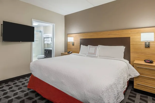 استوديو بسرير كينج مع أريكة، TOWNEPLACE SUITES LATHAM ALBANY AIRPORT 2/10