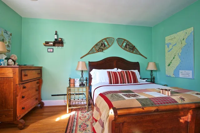 جناح بفراش فوتون وسرير كينج وسرير فردي، Clay Corner Inn 1/2