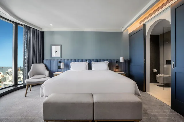 غرفة بريميوم بسرير كينج بإطلالة على المدينة في طابق مرتفع، voco Melbourne Central, an IHG Hotel 4/10