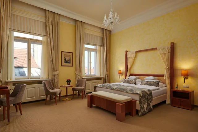 غرفة سوبيريور بسرير مزدوج أو سريرين منفصلين، Ventana Hotel Prague 1/3