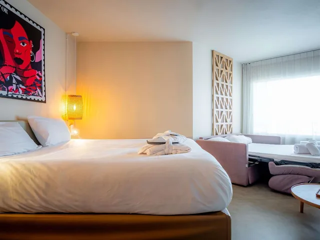 جناح جونيور بسرير مزدوج بإطلالة على البحر، Mercure St Raphael Centre Plage 2/10